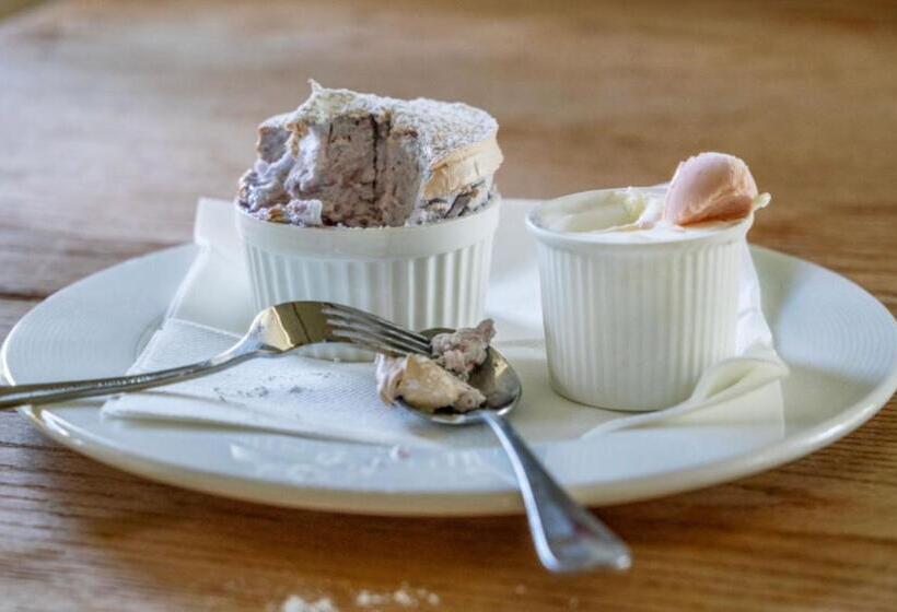 ペンション Beechworth House