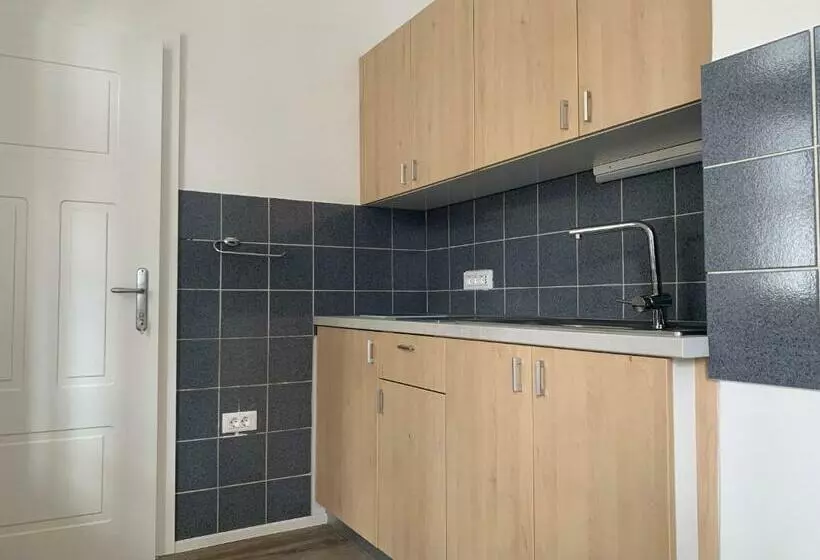 پانسیون Epicenter   Rooms & Terrace