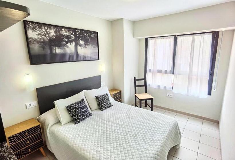 פנסיון Hostal Rigau