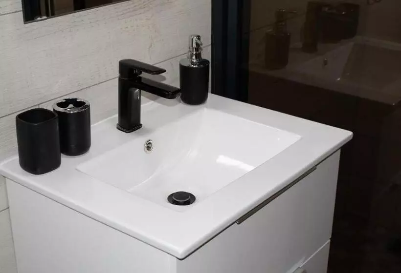 ペンション Locust Retreat Immaculate 2bedroom Cottage
