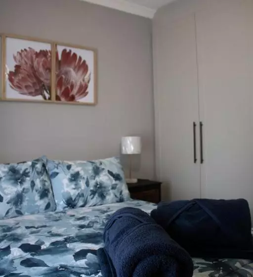 ペンション Locust Retreat Immaculate 2bedroom Cottage