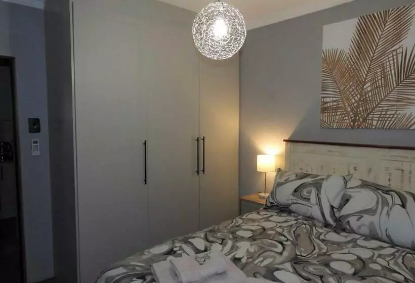 ペンション Locust Retreat Immaculate 2bedroom Cottage