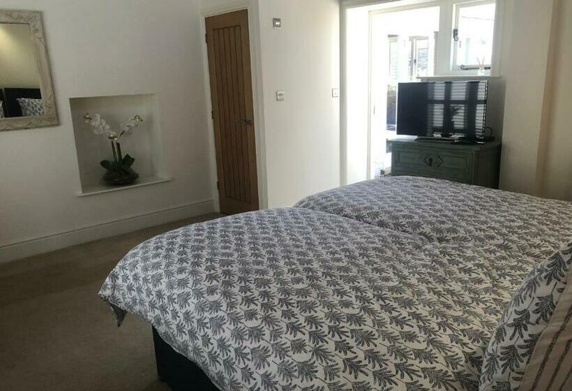 住宿加早餐  Brooks House Formerly The Red Lion