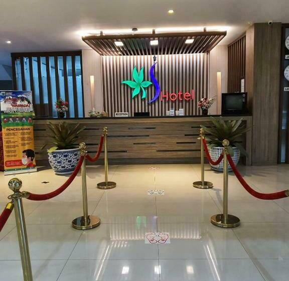 Hotel Batusuki Resort &