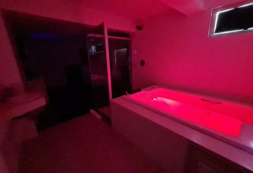 هتل Suãte Com Jacuzzi Na Orla Da Lagoa Da Pampulha Sandiegopampulha