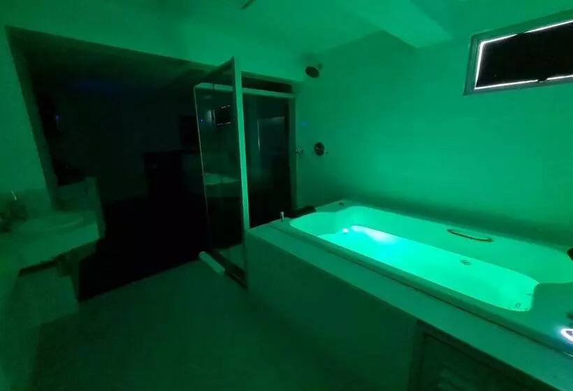 هتل Suãte Com Jacuzzi Na Orla Da Lagoa Da Pampulha Sandiegopampulha