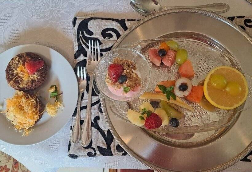 بنسيون Michaelangelo Guest House