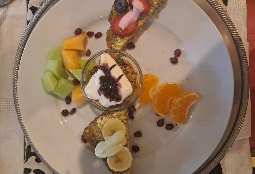 بنسيون Michaelangelo Guest House