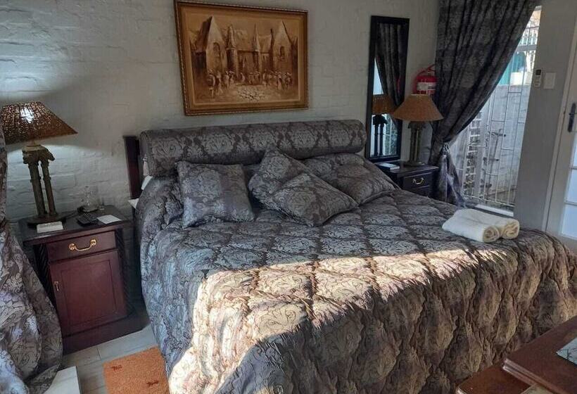 بنسيون Michaelangelo Guest House