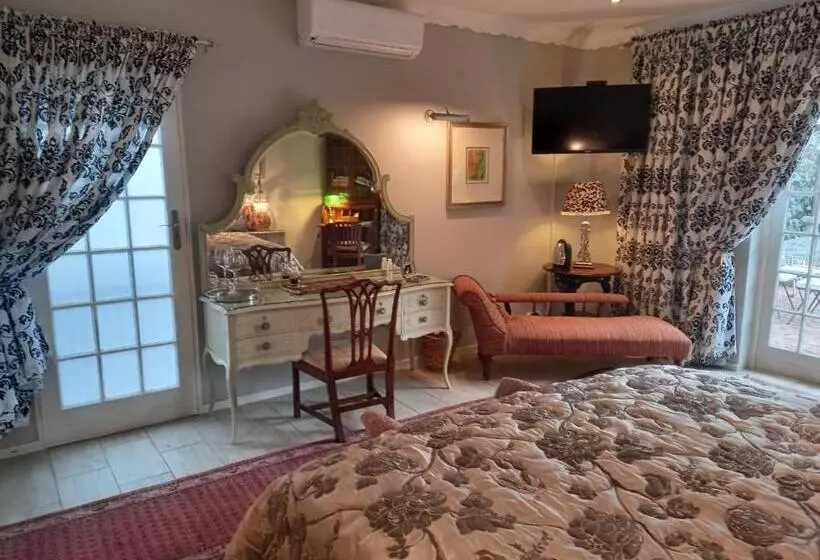 Majatalo Michaelangelo Guest House