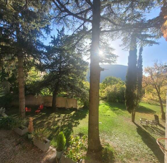 住宿加早餐  La Reynière