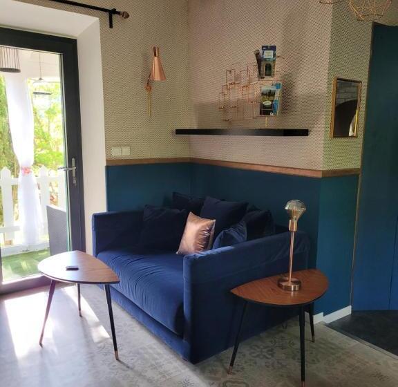 住宿加早餐  La Reynière