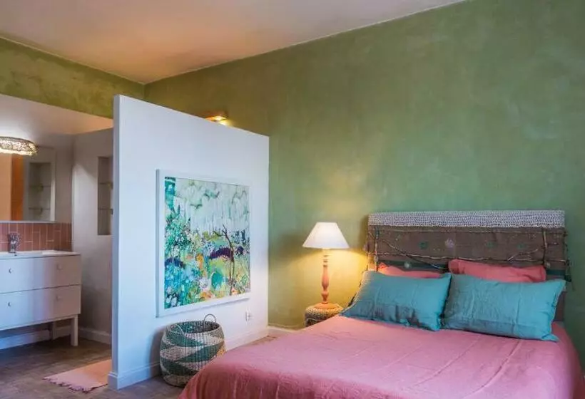 Aamiaismajoitus (B&B) Le Rucher Des Arts