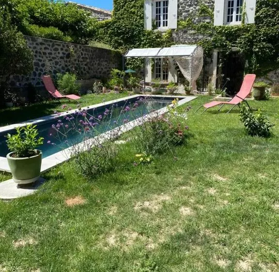 Aamiaismajoitus (B&B) Le Rucher Des Arts