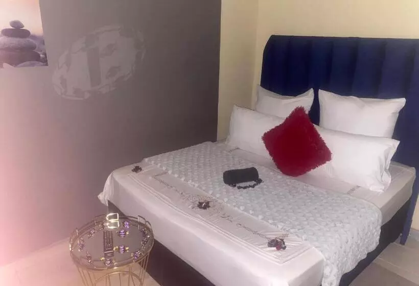 ベッドアンドブレックファースト Warmbaths Thai Spa And Guest House