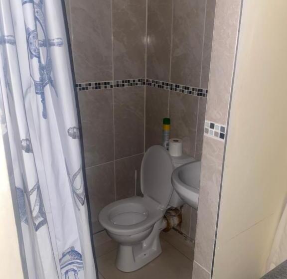 Bed & Breakfast Warmbaths Thai Spa And Guest House