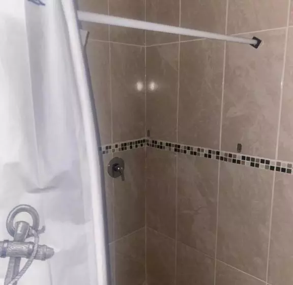 ベッドアンドブレックファースト Warmbaths Thai Spa And Guest House