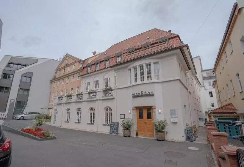 Hotel Nineofive