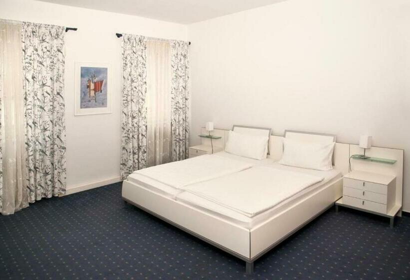 호텔 Villa Martino   Zum Hirsch