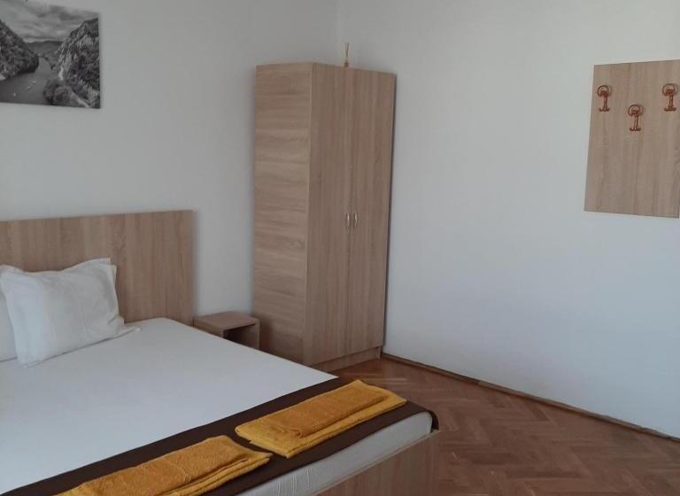 Пансион Casa Roxamy