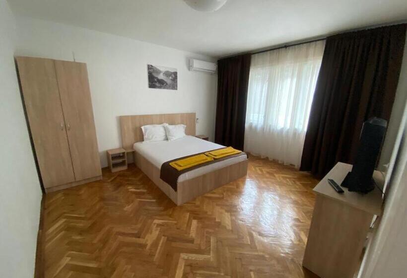 Пансион Casa Roxamy