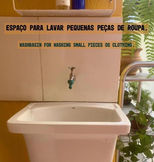 پانسیون Gayfriendly Hostel Bsb Airport