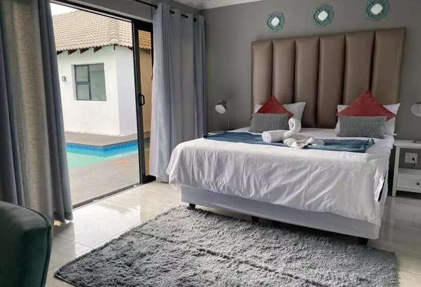 Majatalo The King S Court Guest Manor