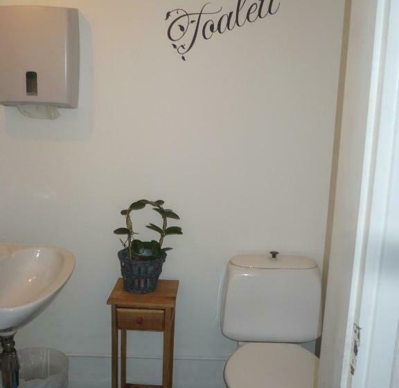 ユースホステル Berggårdens Gästgiveri