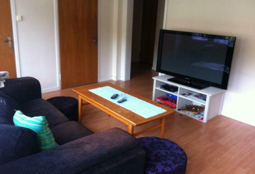 ユースホステル Berggårdens Gästgiveri