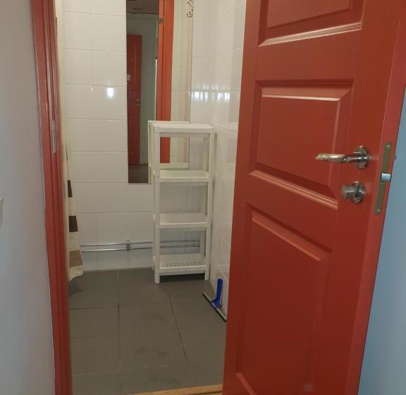 تختخواب و صبحانه 3 Star Hostel