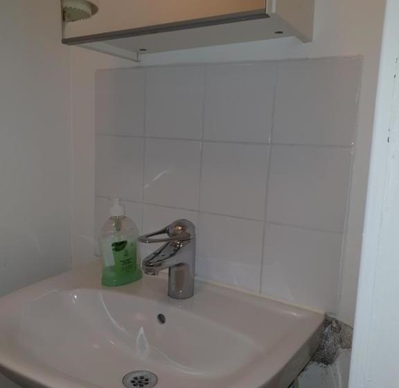 تختخواب و صبحانه 3 Star Hostel