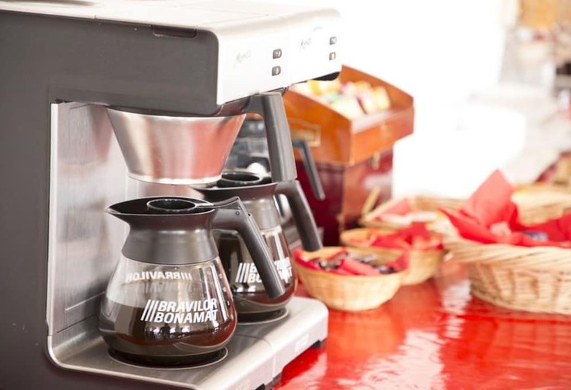 Hipotel Marne La Vallée