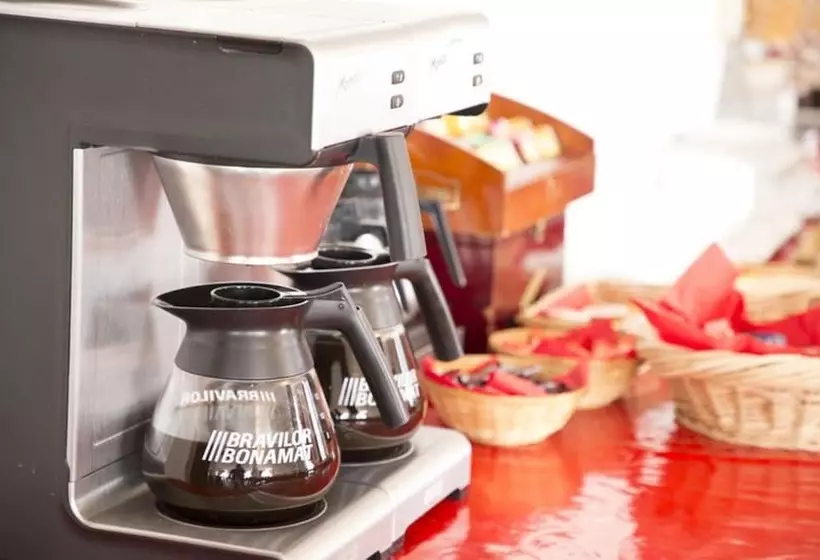 Hipotel Marne La Vallée