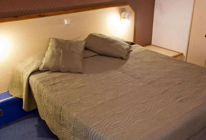 Hipotel Marne La Vallée