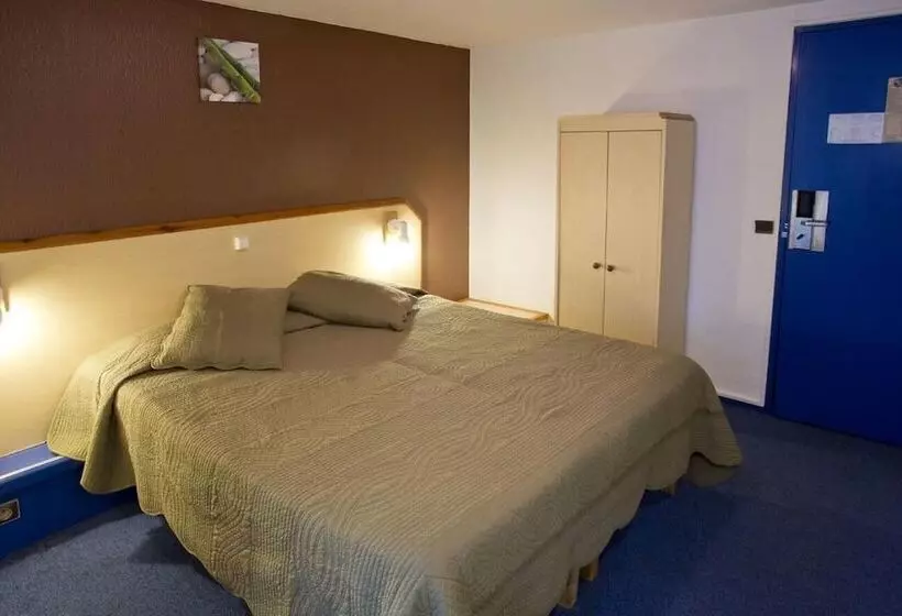 Hipotel Marne La Vallée