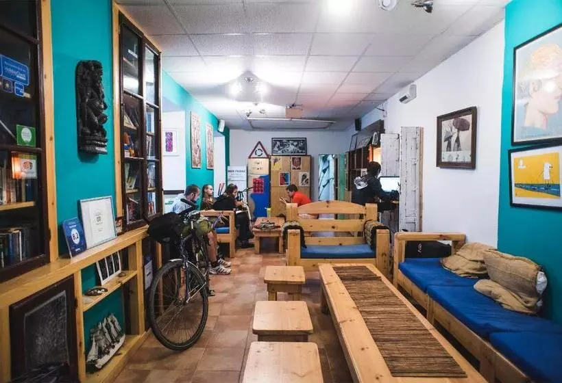 Hôtel (catégorie 1/2 *) Casa Caracol