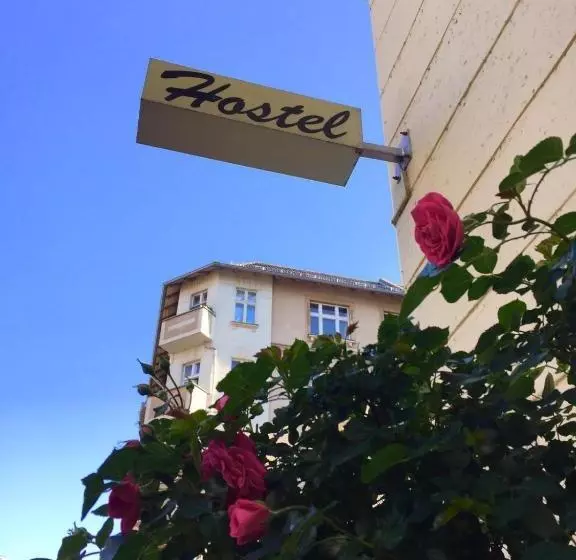 هتل Corner Hostel Berlin Prenzlauer Berg