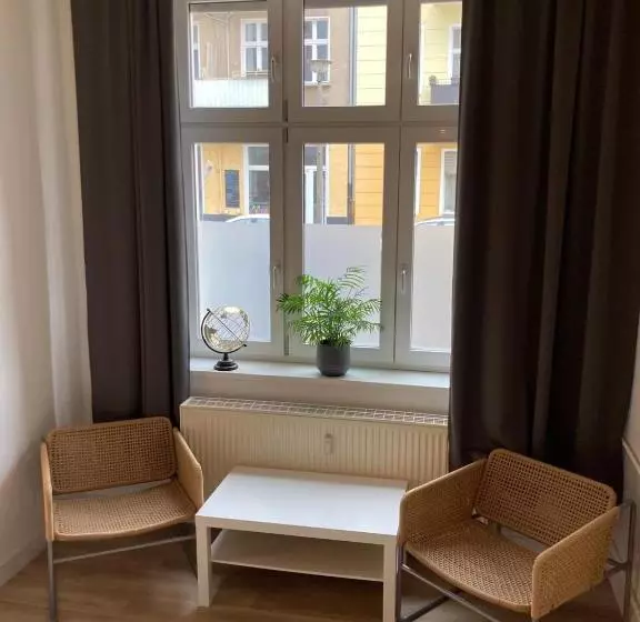 هتل Corner Hostel Berlin Prenzlauer Berg