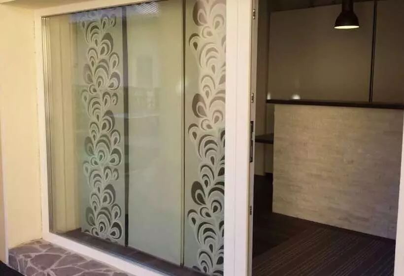 هتل Guesthouse Stari Tišler