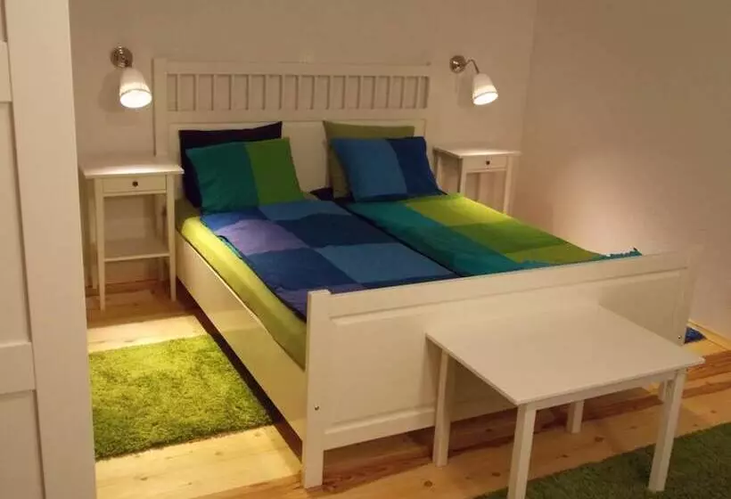 هتل Guesthouse Stari Tišler