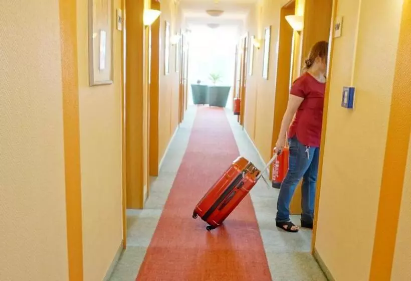 Hotel Opal