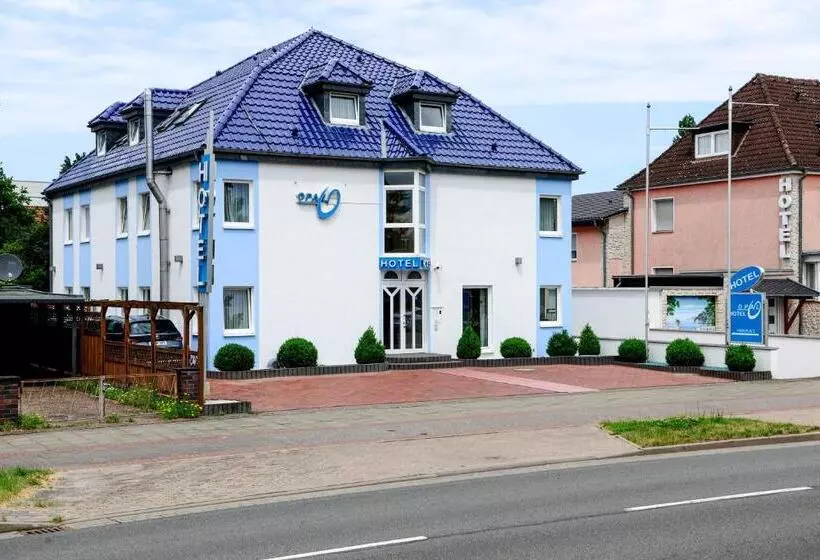 Hotel Opal