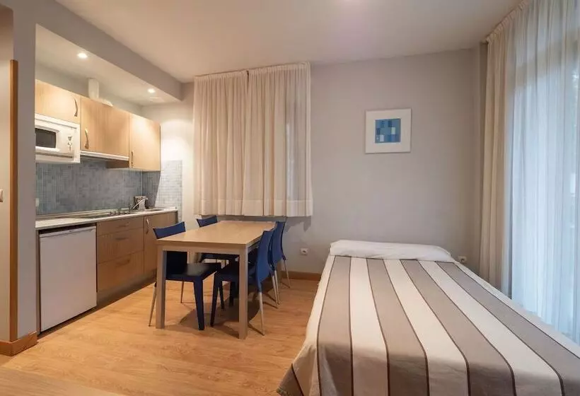 교외 호텔 Apartamentos Posada La Robla