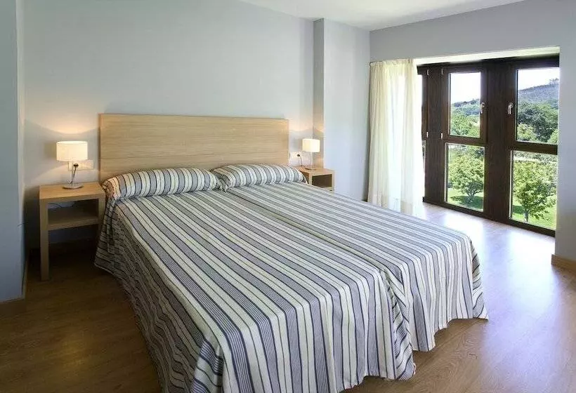 교외 호텔 Apartamentos Posada La Robla