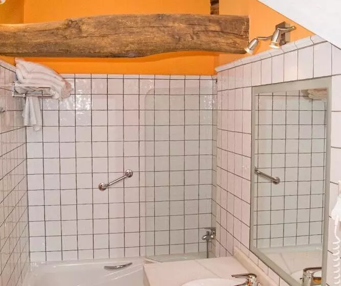 교외 호텔 Apartamentos Posada La Robla