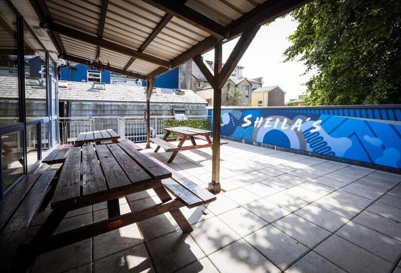 酒店 Sheilas Tourist Hostel