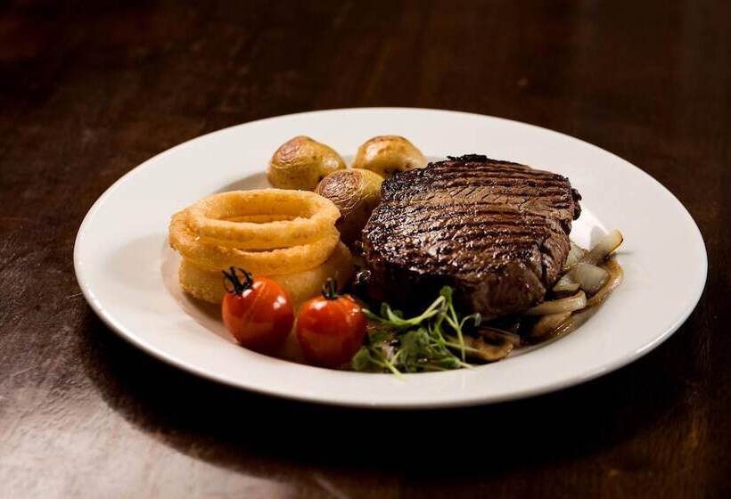 בית מלון כפרי The Gateway