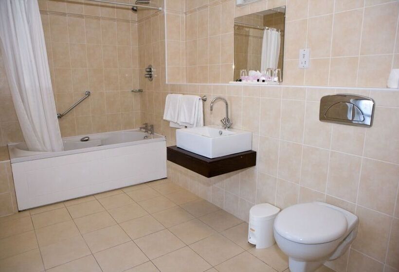 בית מלון כפרי The Gateway