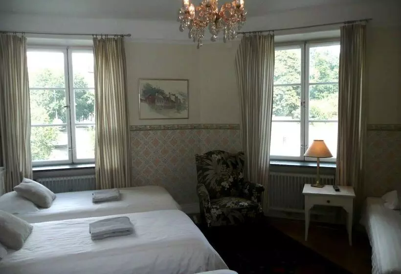 בית מלון כפרי Wasa Park