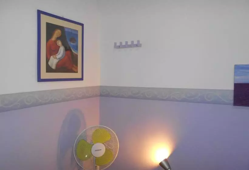 Robby's House Bed & Breakfast